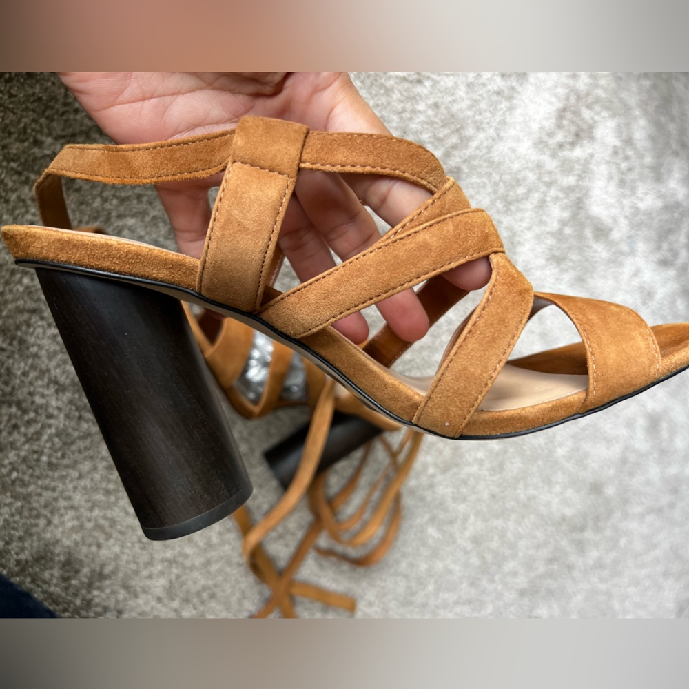 ALDO Cylinder Heel Suede Camel/Tan LACE UP SANDALS - Size 8 EUC